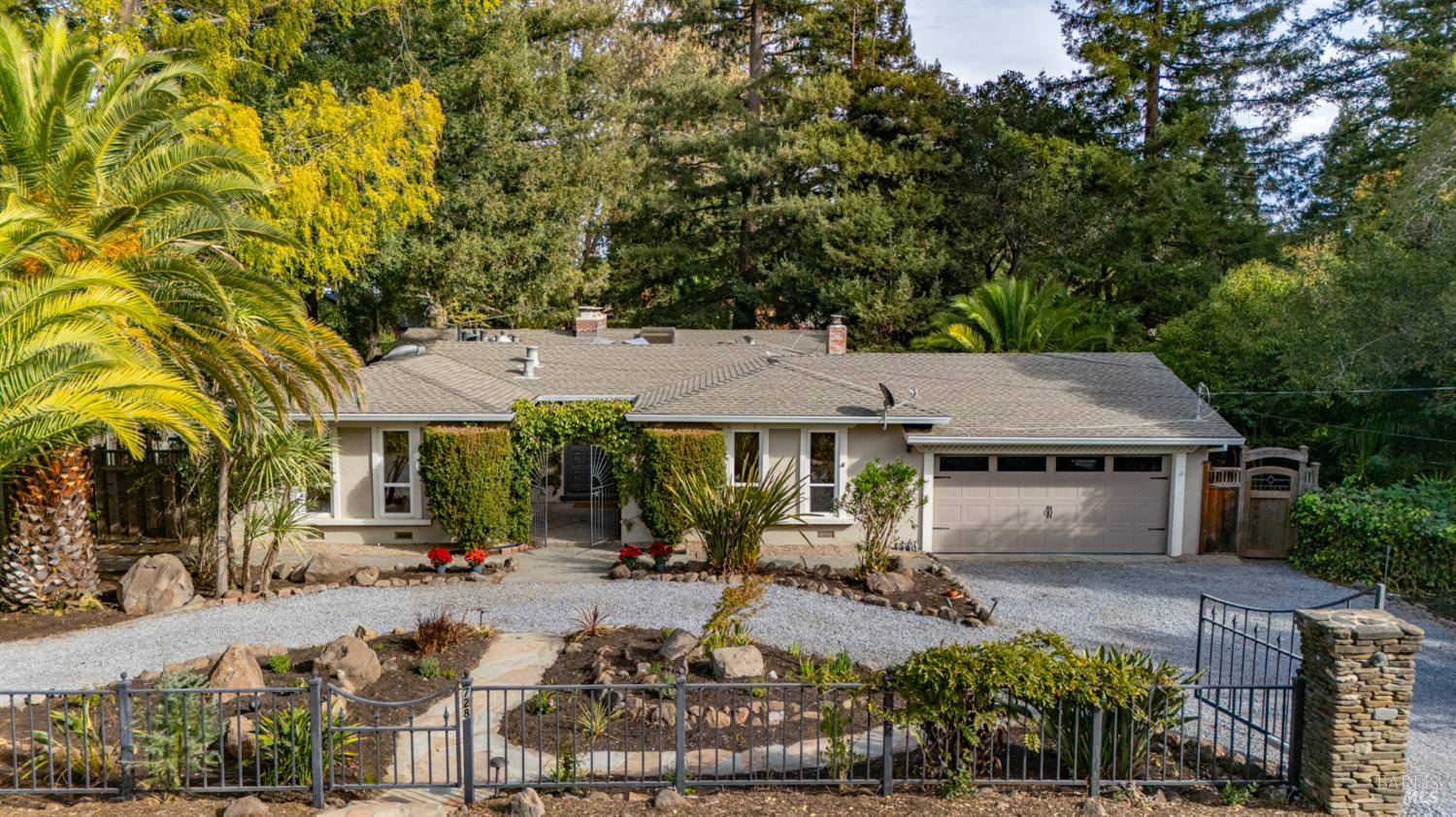 728 Eucalyptus Avenue