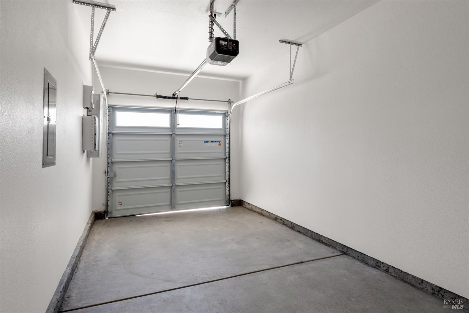 Photo 30