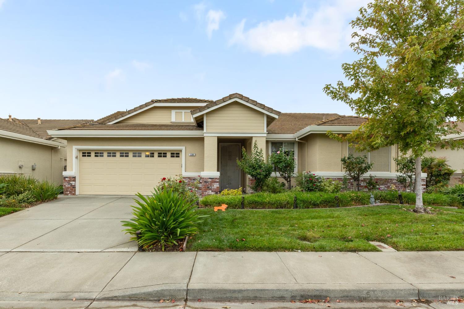 220 Mandarin Circle