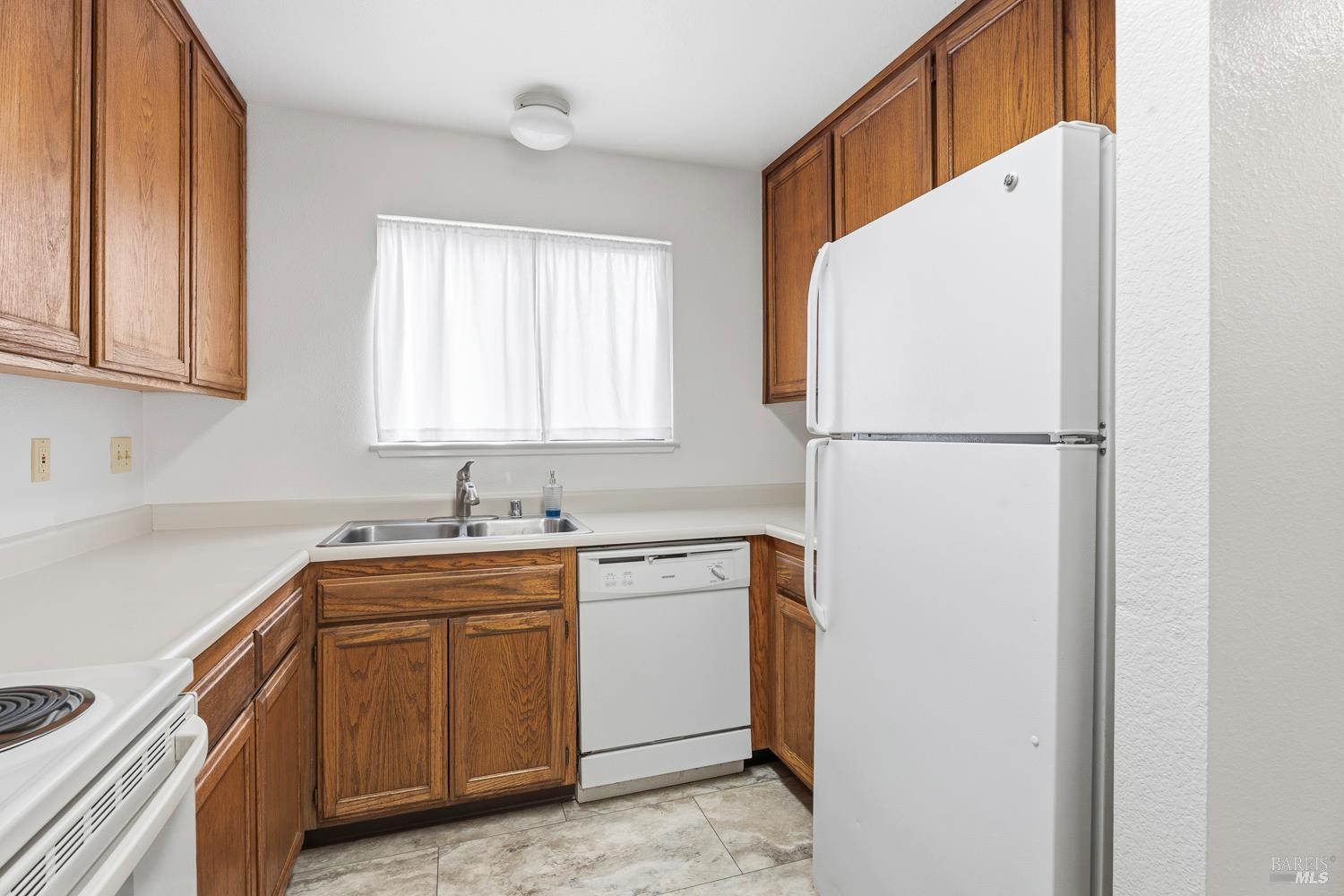 117 Elbridge Avenue #C photo 2