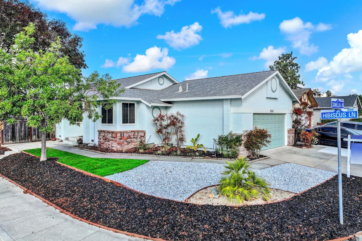 1060 Camellia Ln, Suisun City