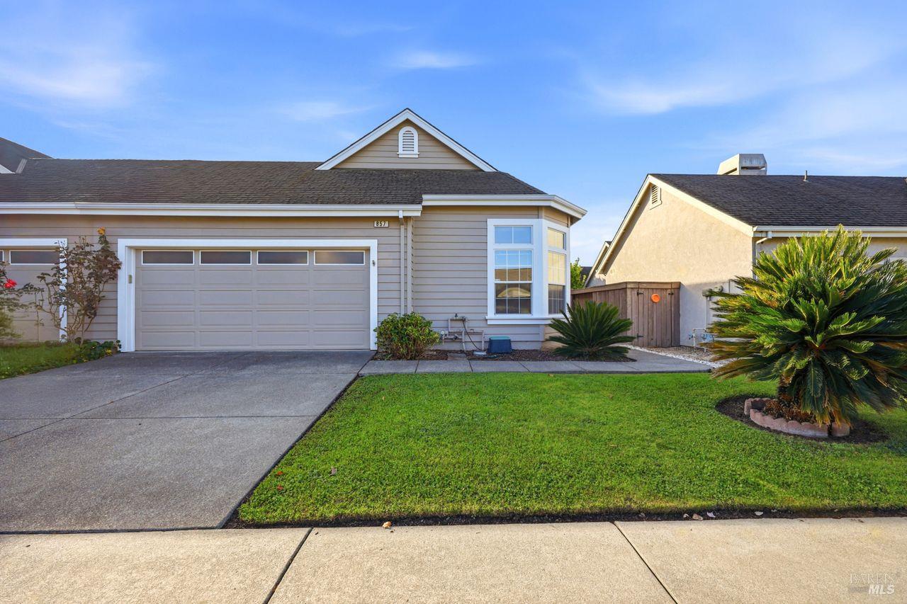 857 Glen Miller Dr, Windsor